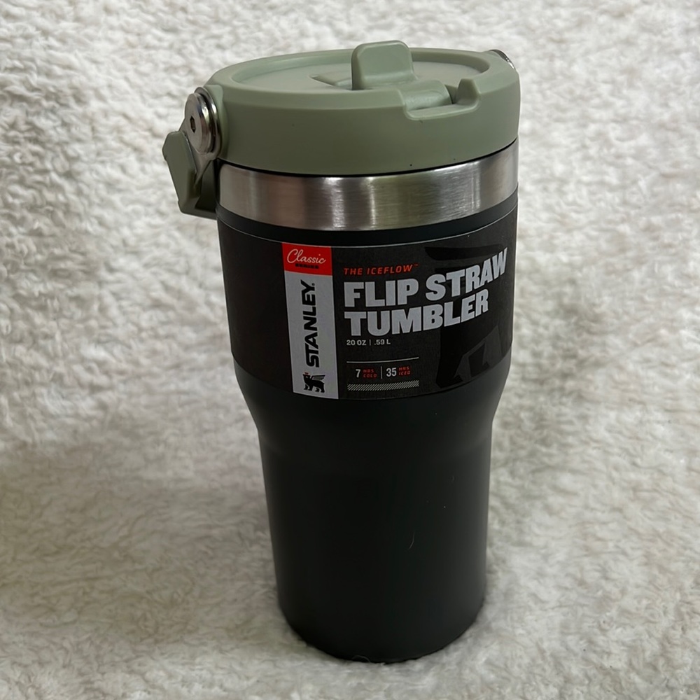 Stanley ice flow flip straw tumbler - 20 oz- brand new